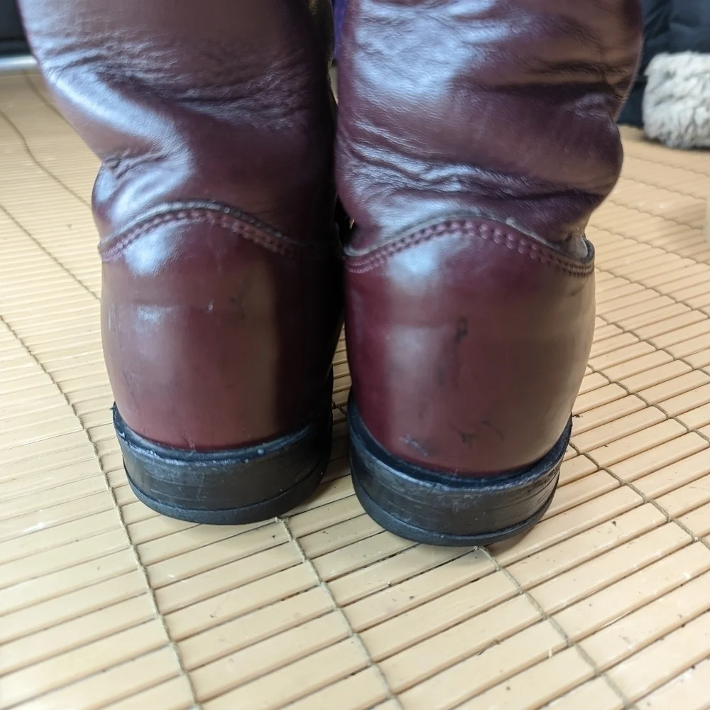 Justin Boots Style 3037  Burgundy Wine Leather  Roper Cowboy Boots Made In USA M